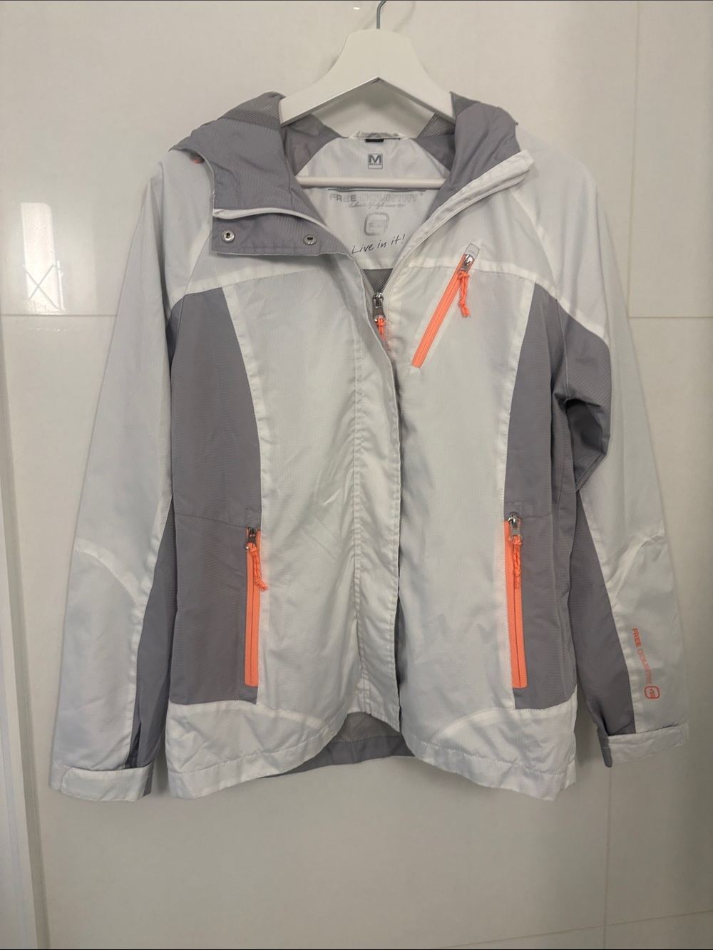 Free Country Jacke
Size Medium
Ladies